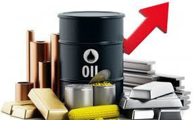 Giá dầu bật tăng hơn 6%, nhôm thấp nhất 4 năm